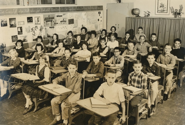 Edgewood School-1962-1963
Mrs. McNutts Class